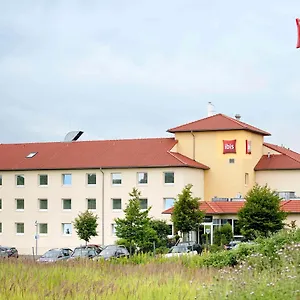 Отель Ibis Airport ***