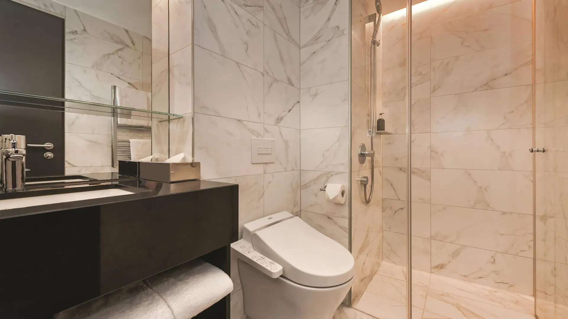 Adina Apartment Hotel Frankfurt Westend Frankfurt am Main 4*,  Tyskland