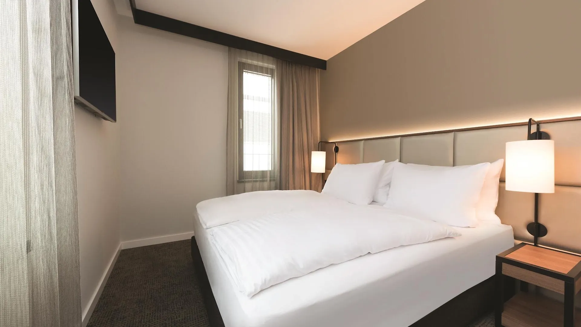 Adina Apartment Hotel Frankfurt Westend Francfort-sur-le-Main 4*,  Allemagne